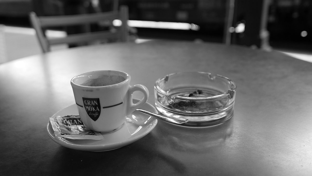 A classic coffee bar in Italy, the setting of many Italian coffee myths